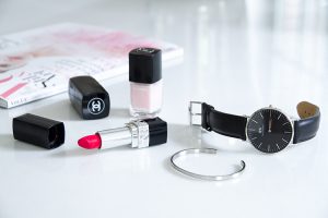 Daniel Wellington classic watch and cuff vogue magazine lipstick nail lacquer Blog post on Lifetime-pieces.com