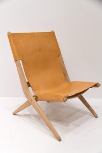 Laxe oak folding chair, exhibitor by Lassen, imm cologne fair 2018, blog post lifetime-pieces.com