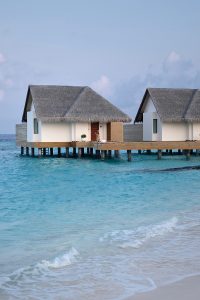 Fushifaru, water villas, beach, sand, water, Indian Ocean, sea, sky, blog post about Maldives on lifetime-pieces.com